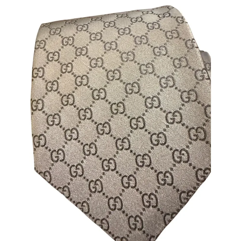 Gucci Silver GG Logo Silk Tie - Picture 7 of 10